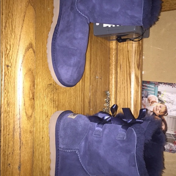 Uggs - Picture 5 of 5